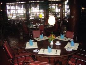 Thajský hotel Basaya Beach s restaurací