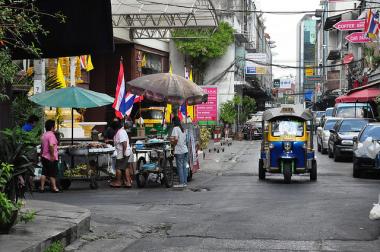Ulice Silom ve městě Bangkok, Thajsko