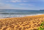 Phuketská pláž Mai Khao Beach