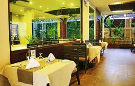 Thajský hotel Sarita Chalet & Spa s restaurací
